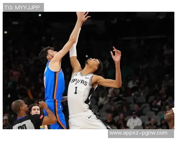 哈克斯空切接球一气呵成单臂隔扣文班亚马震撼全场